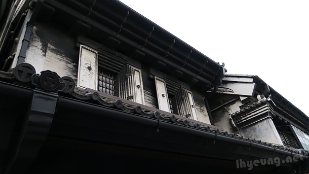 Karazukuri style buildings.