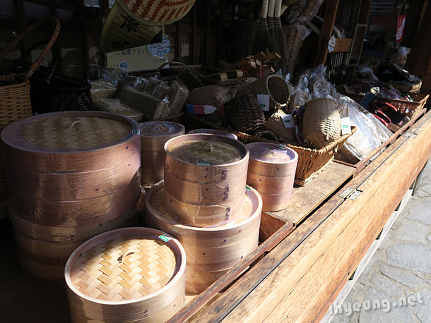 Steaming baskets