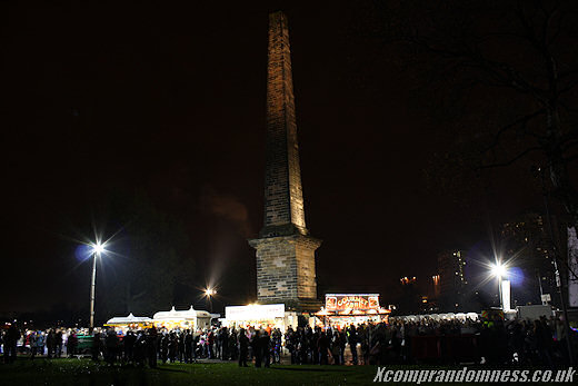 Monument at night.
