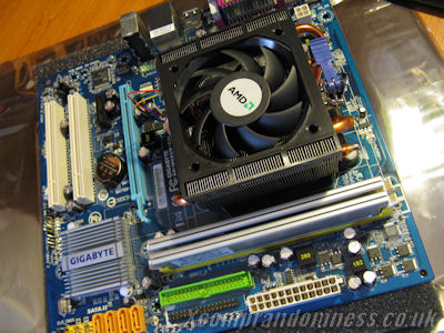 Gigabyte GA-M68SM-S2L