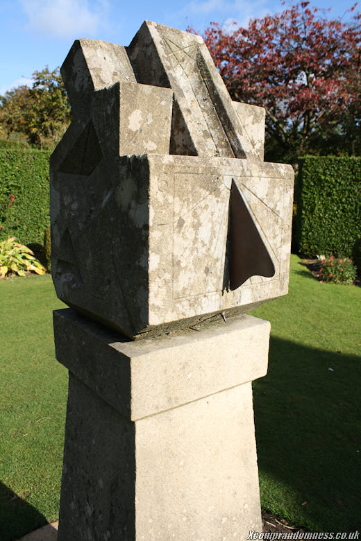 The face is the sundial.