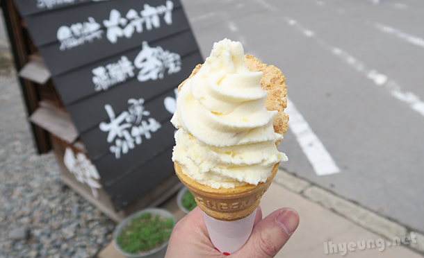Chestnut ice-cream