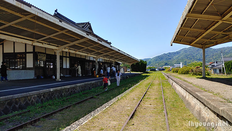 Railway ruins but quite lively.