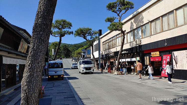 Shops all around.