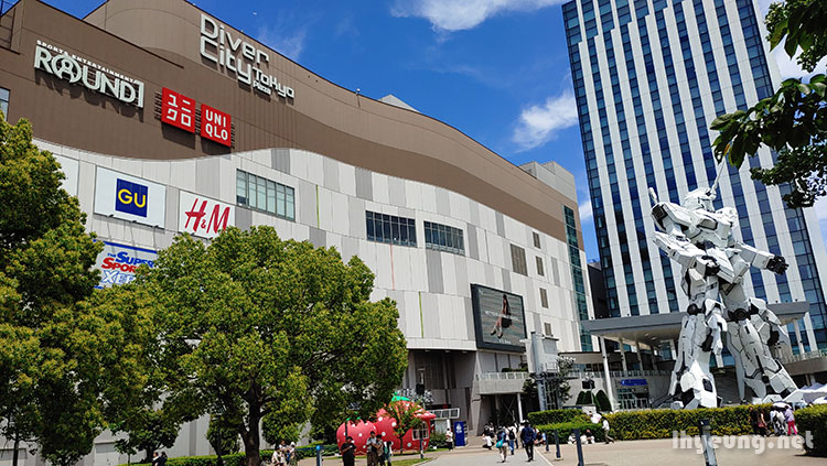 We meet again Diver City, Gundam Unicorn. We meet again Diver City, Gundam Unicorn.
